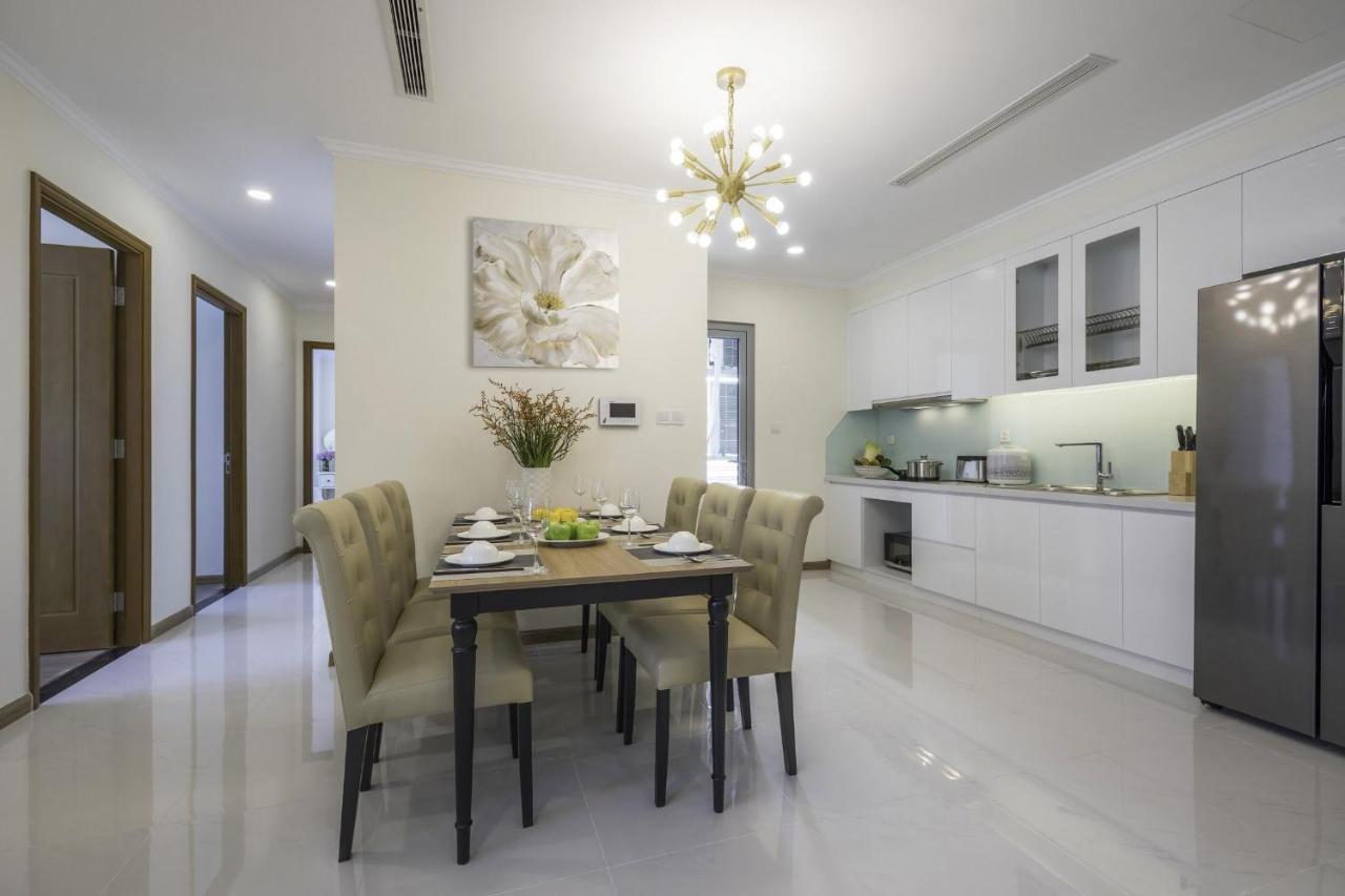 Your @vinhome Central Park * Ho Chi Minh City